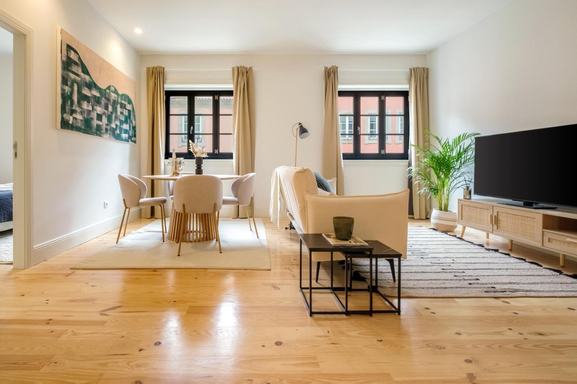 Apartment Art Deco 13 Luxury 2br Downtown Metro Ac *